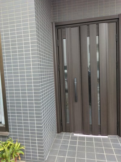 玄関ドア　改装工事 | 玄関まわり